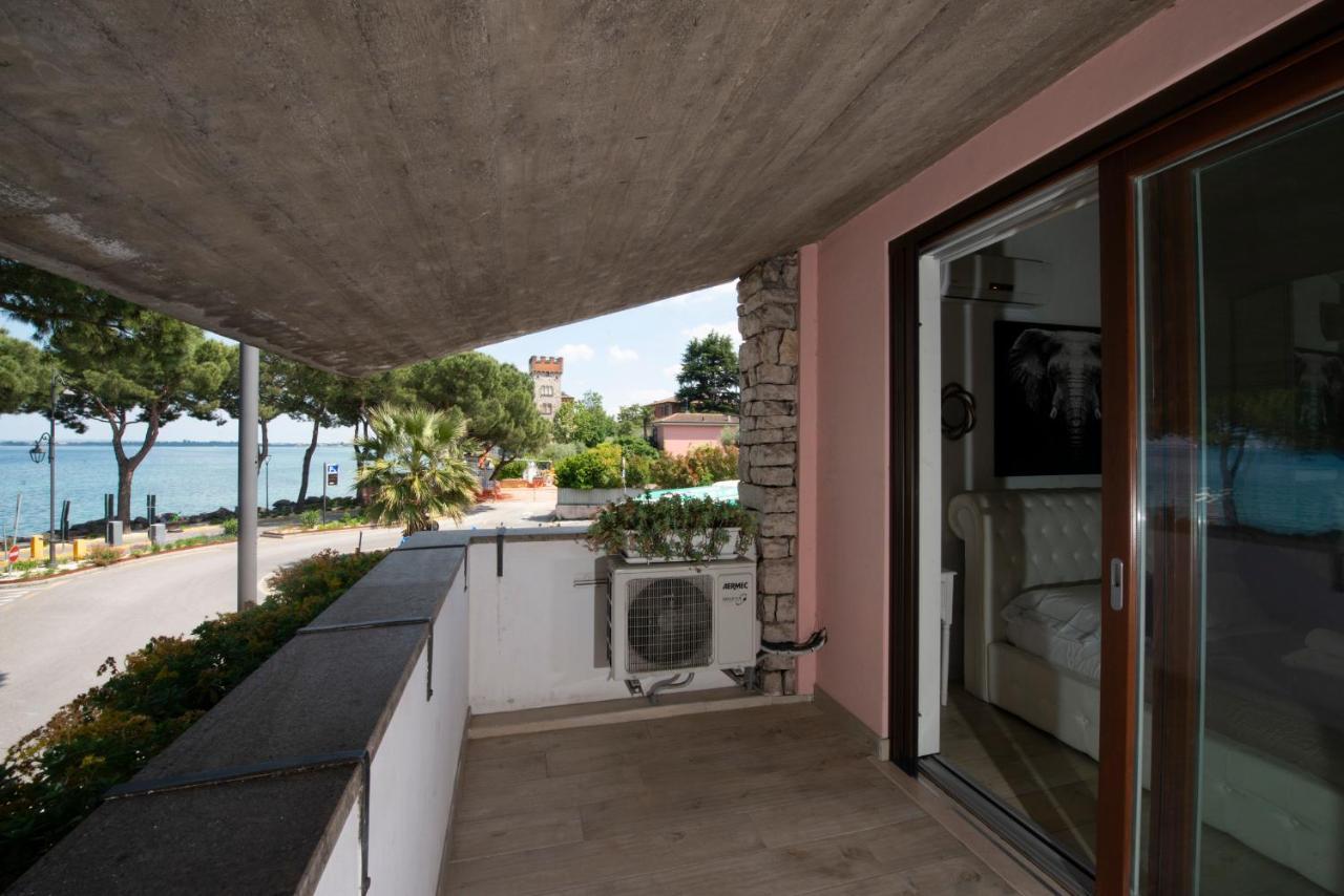 Splendid Lake Apartment Desenzano del Garda Exterior photo